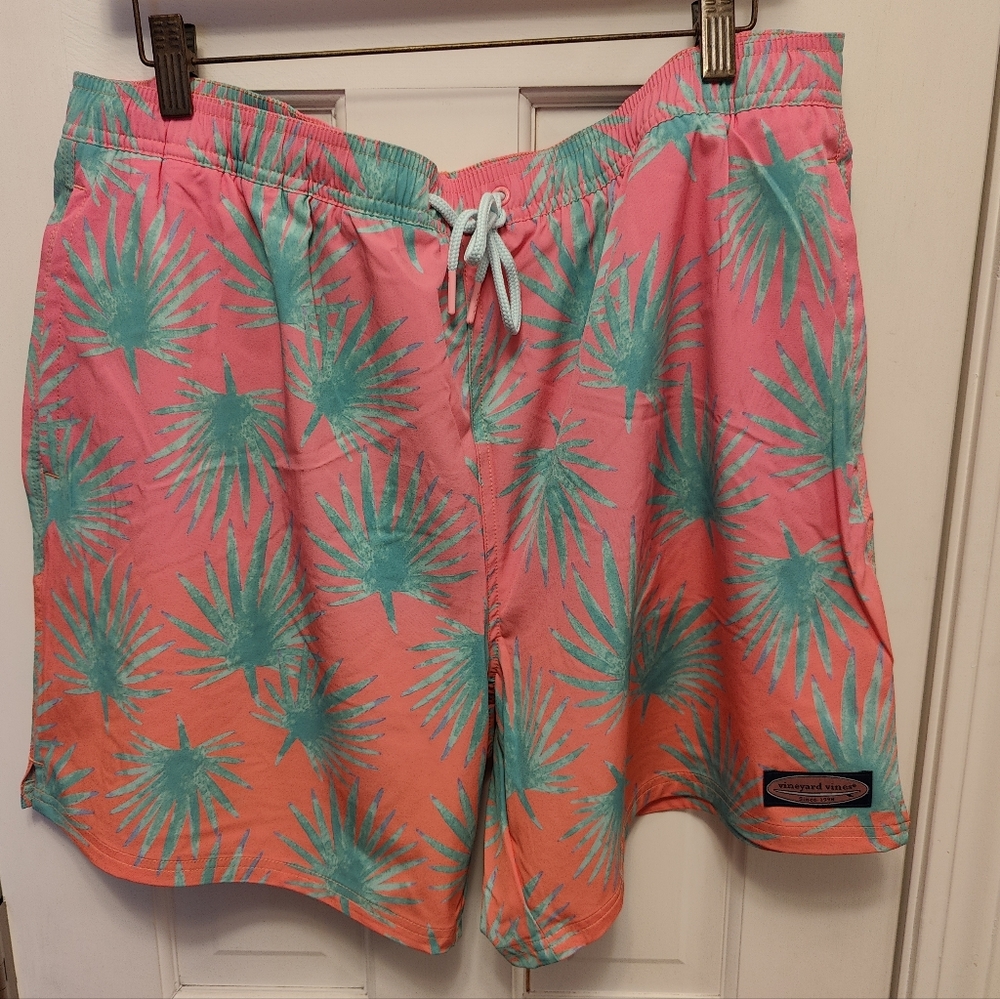 Vineyard Vines 7 inch printed chappy swimsuit palm fan neon melon NWT XL